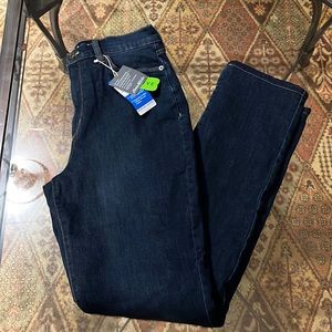 NWT Sz 10 Eddie Bauer Voyager Slightly Curvy High Rise Slim Straight Lined Jeans